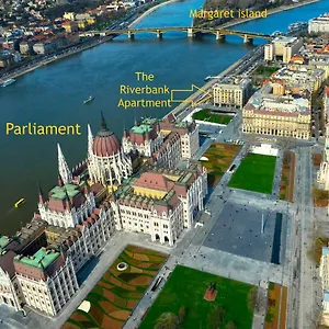 Riverbank At Parliament Appartamento Budapest